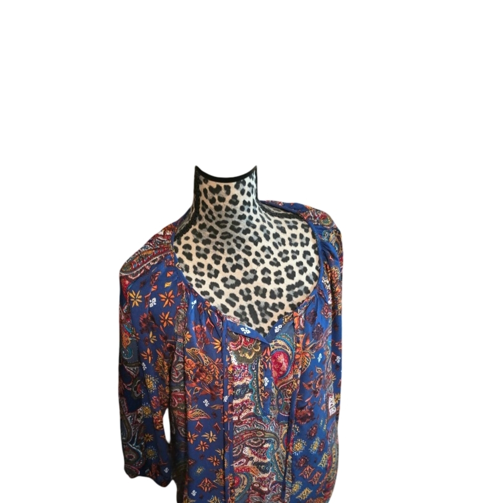 Figueroa And Flower Patterned Ruffled 3/4 Sleeve Blouse